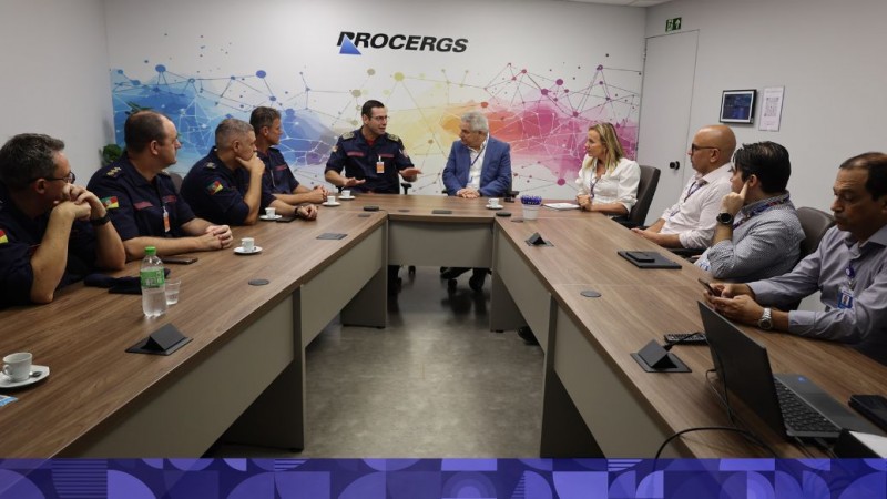 Parte da comitiva do CBMRS recebida pela Diretoria da empresa