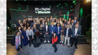 Equipe da Procergs junto ao Governador Eduardo leite no evento RS+Digital